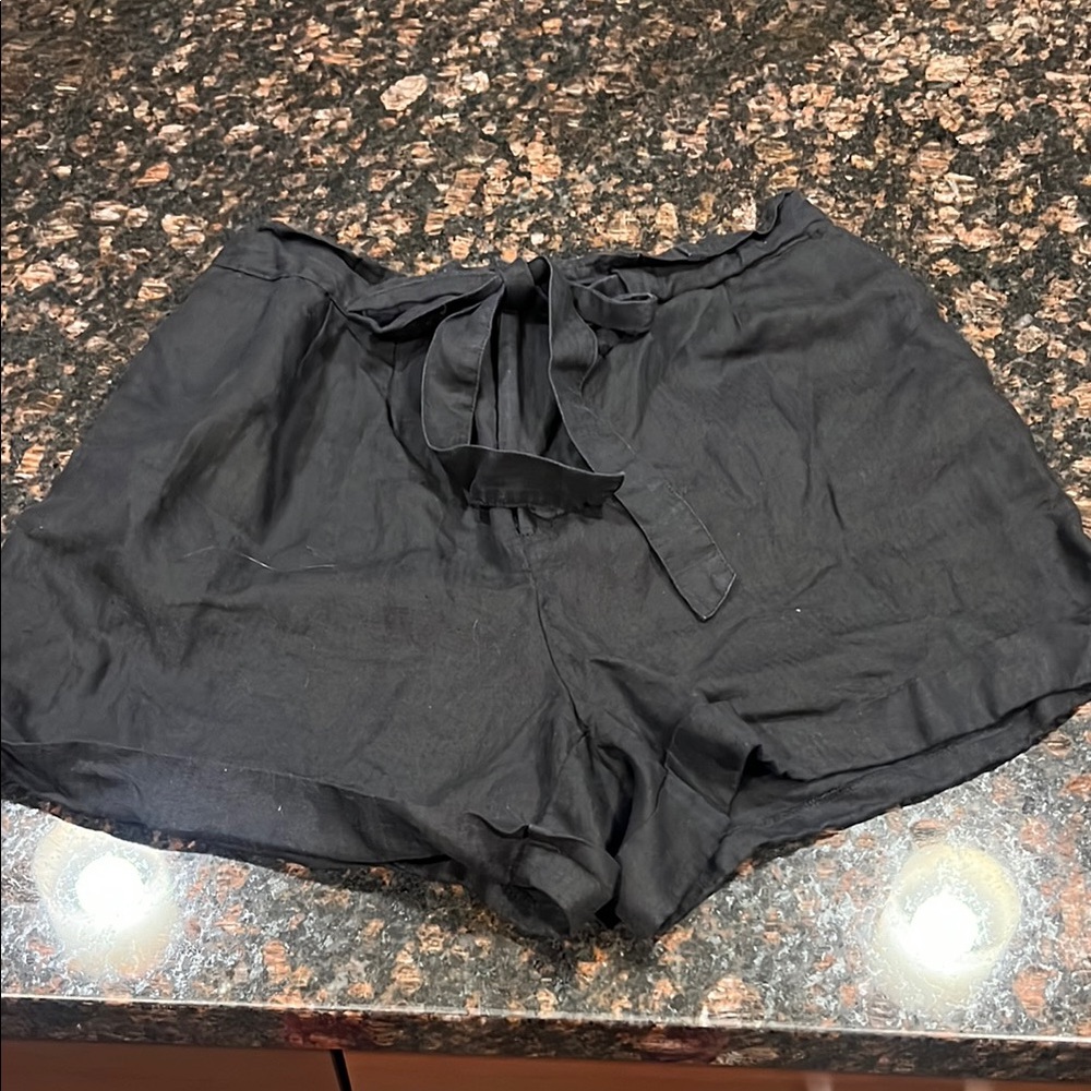 Tart High Waist Black Shorts with Elastic Waistband